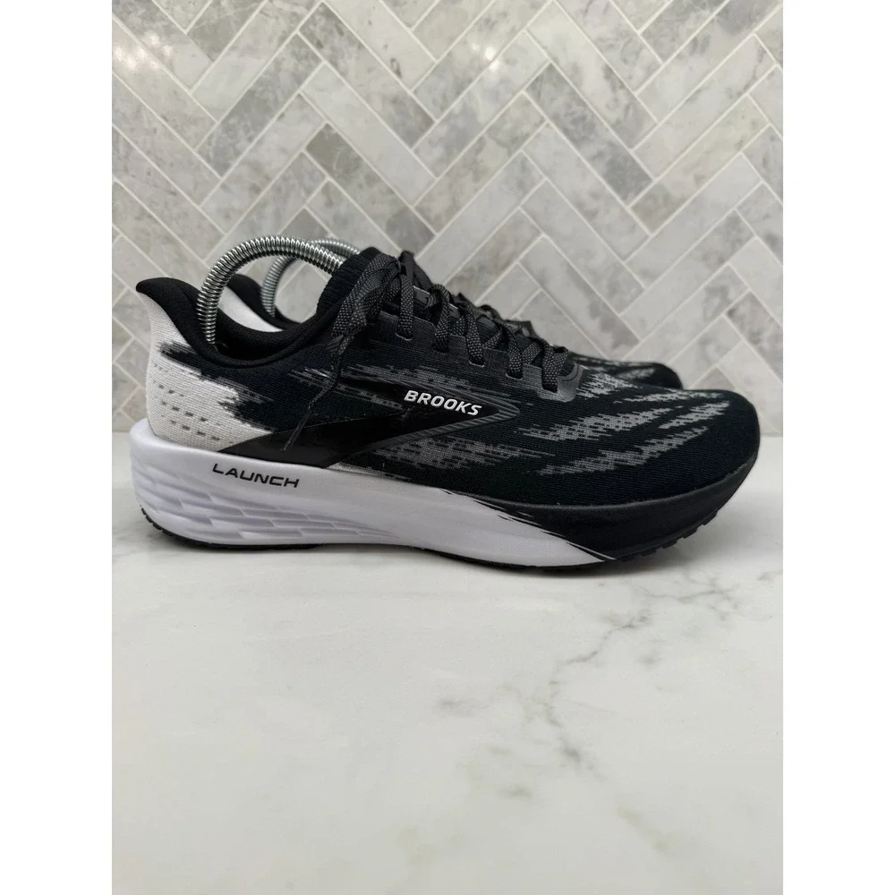 Brooks Launch 11 Running Shoes Mens Size 9D 9 D Black White Sneakers Athletic